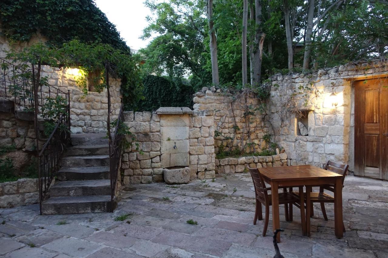 Esbelli Evi Cave Houses ウルギュップ エクステリア 写真