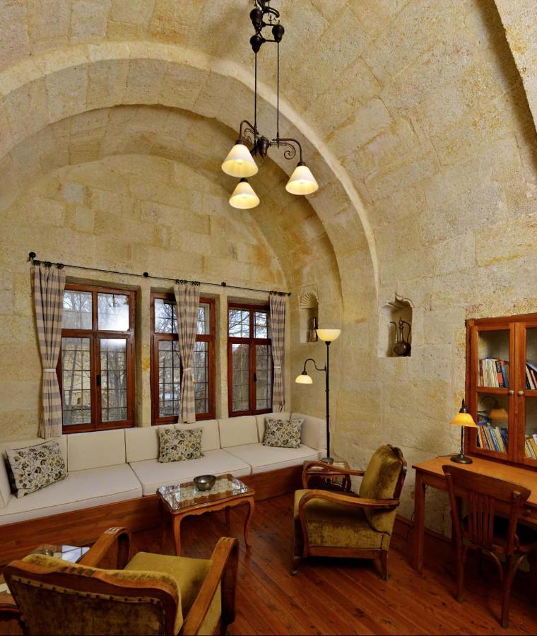 Esbelli Evi Cave Houses ウルギュップ エクステリア 写真