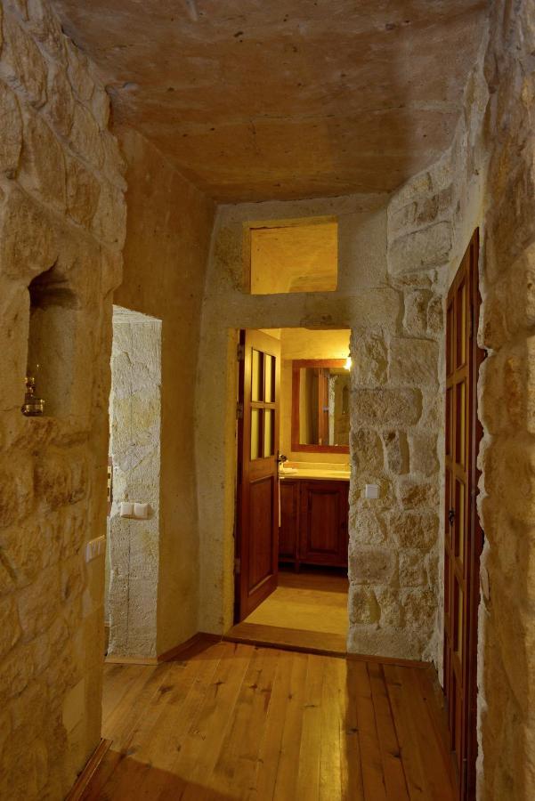 Esbelli Evi Cave Houses ウルギュップ エクステリア 写真