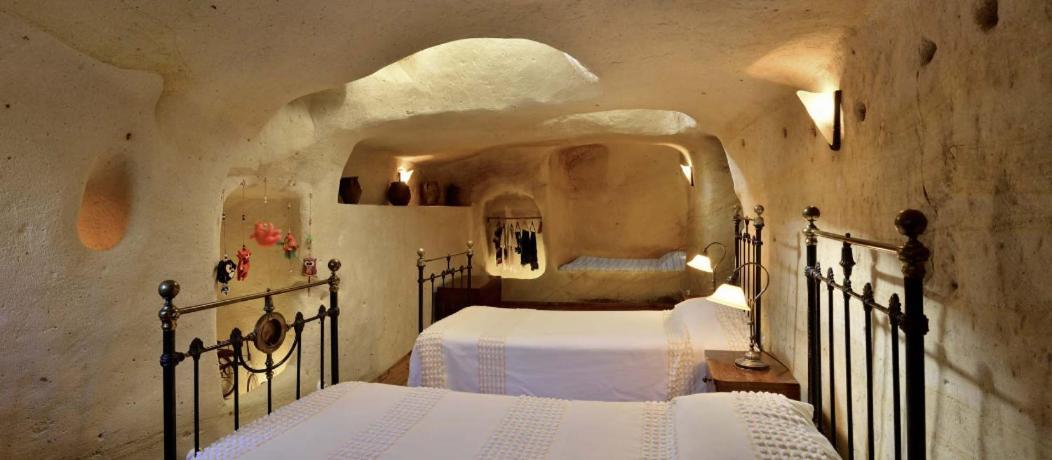 Esbelli Evi Cave Houses ウルギュップ エクステリア 写真
