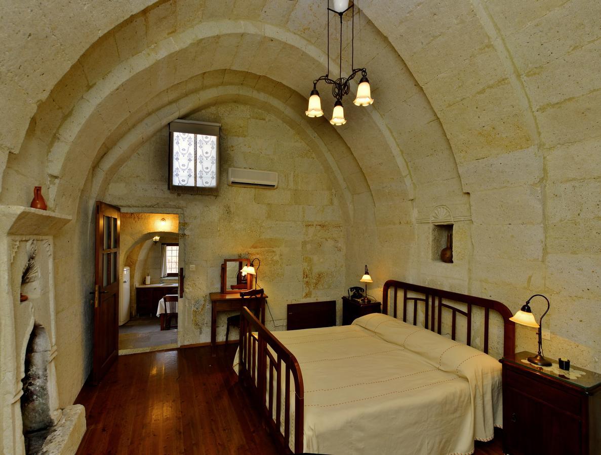 Esbelli Evi Cave Houses ウルギュップ エクステリア 写真